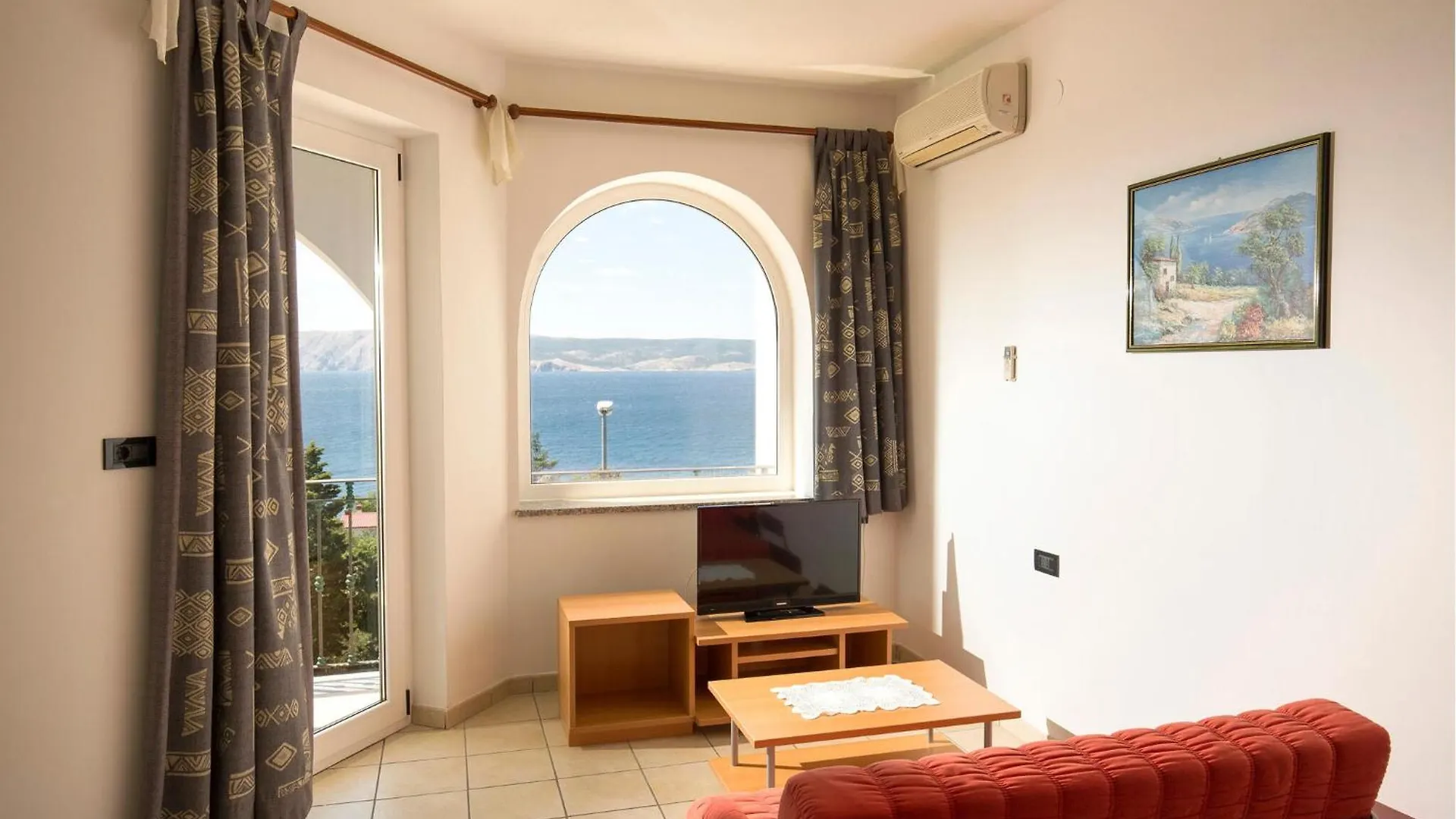 Beautiful Apartment In Novi Vinodolski With Wifi 0*,  Croatia